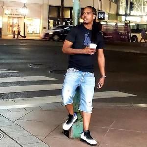 Meet your Posher, Stackz